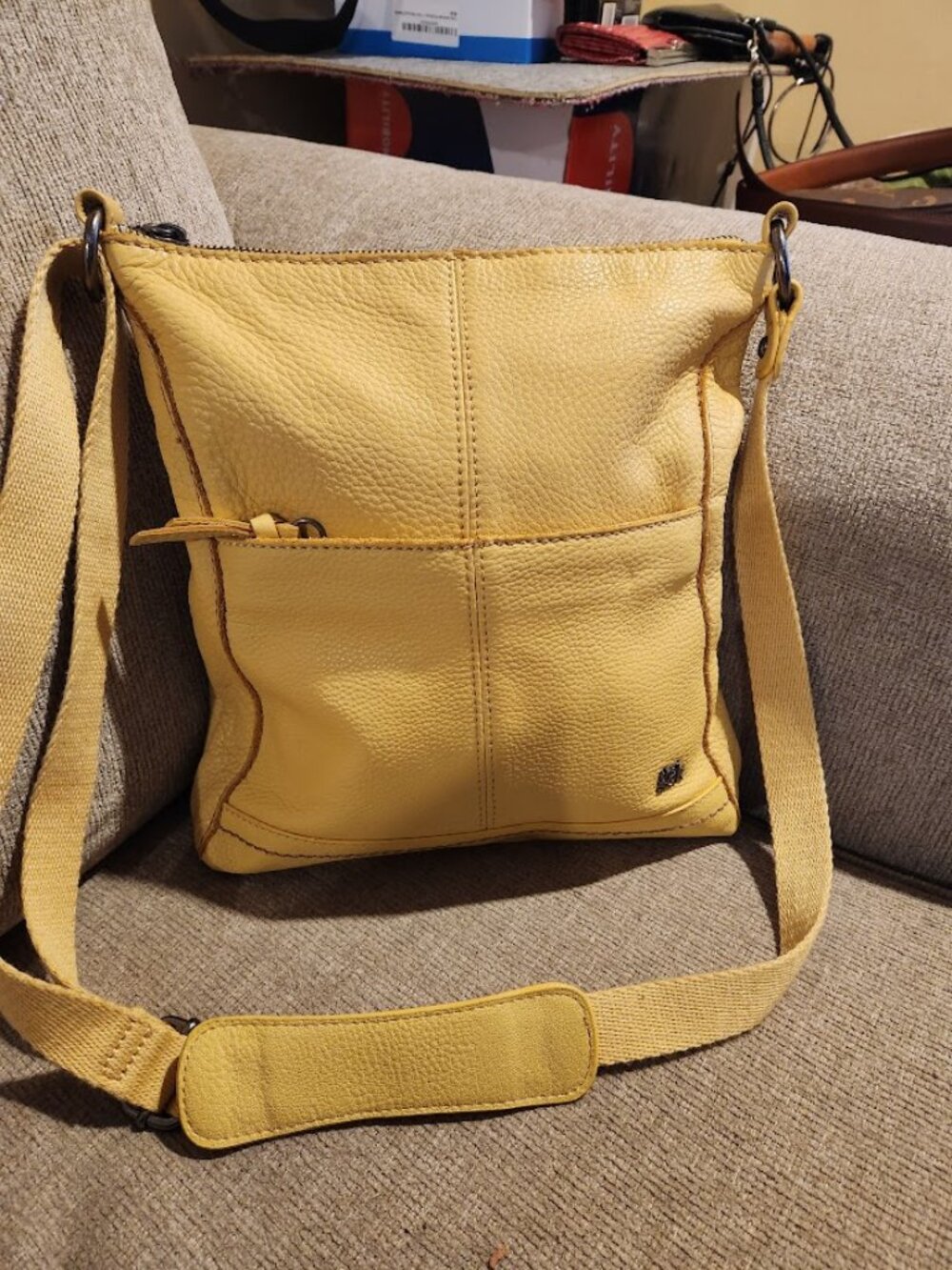 i love my summertime yellow bag